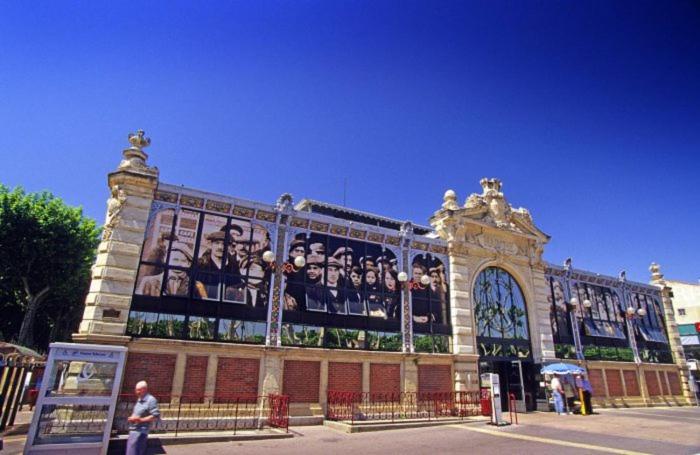 Le Bourget - Suite Romantique Narbonne Exteriör bild