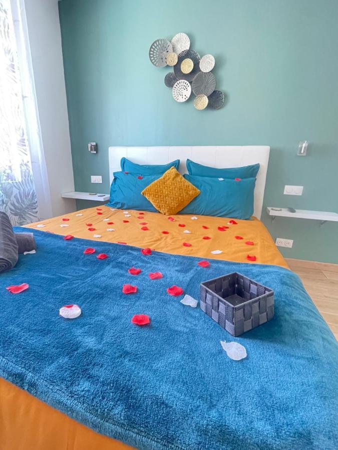 Le Bourget - Suite Romantique Narbonne Exteriör bild